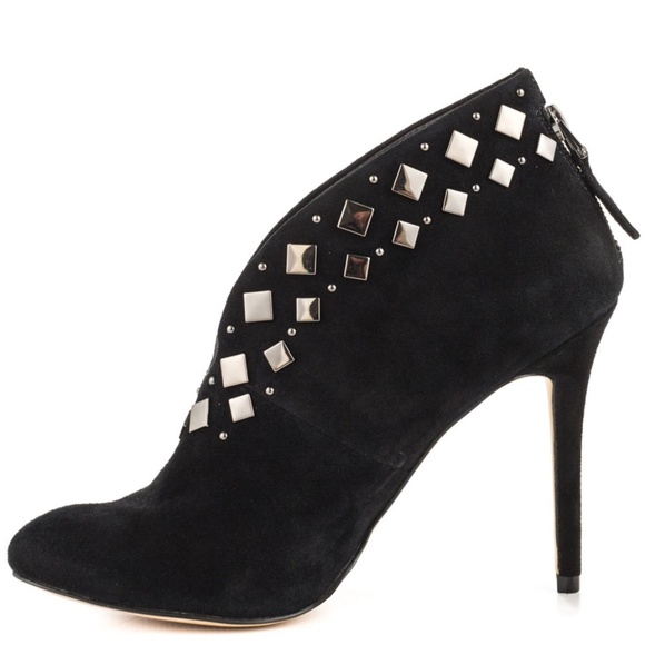 NEW GUESS SARETTA BLACK SUEDE BOOTIES SZ 6 - Picture 2 of 6